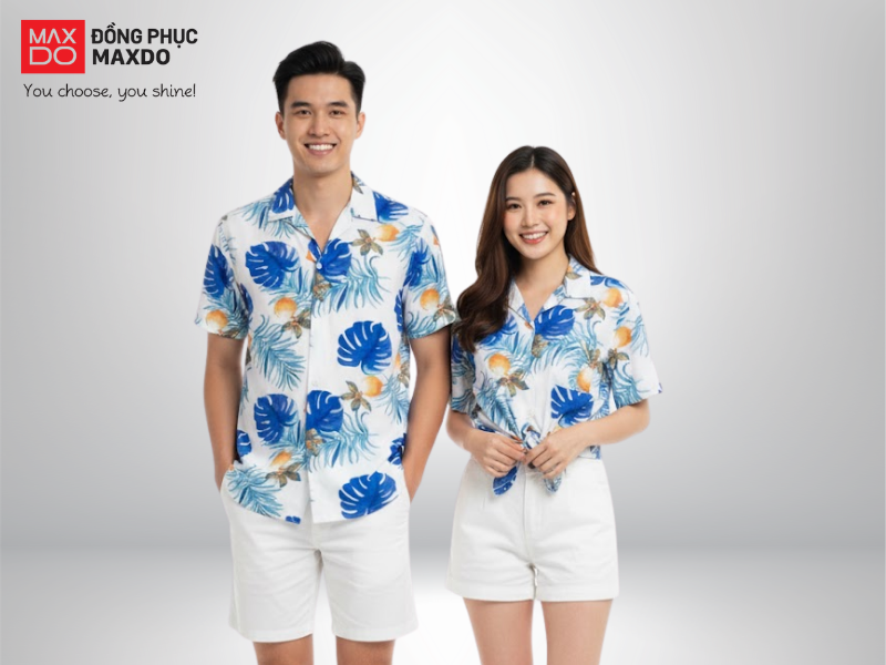Mẫu áo sơ mi Hawaii đồng phục đi biển có họa tiết tropical