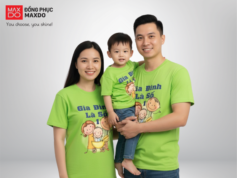 Mẫu áo thun đồng phục dành cho gia đình nhỏ 3 thành viên