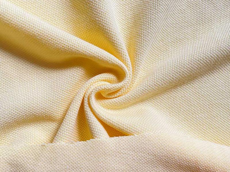 Hình ảnh thực tế chất vải cá sấu tici thường được sử dụng làm áo thun 2 chiều.