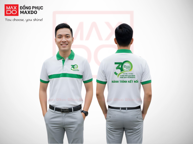 Mẫu áo đồng phục họp lớp kỷ niệm 30 năm màu trắng có sọc màu xanh lá