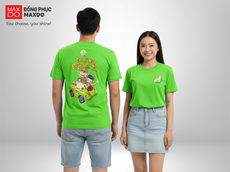 Mẫu đồng phục team building áo thun cổ tròn có in slogan “Làm hết mình - Quẩy nhiệt tình”