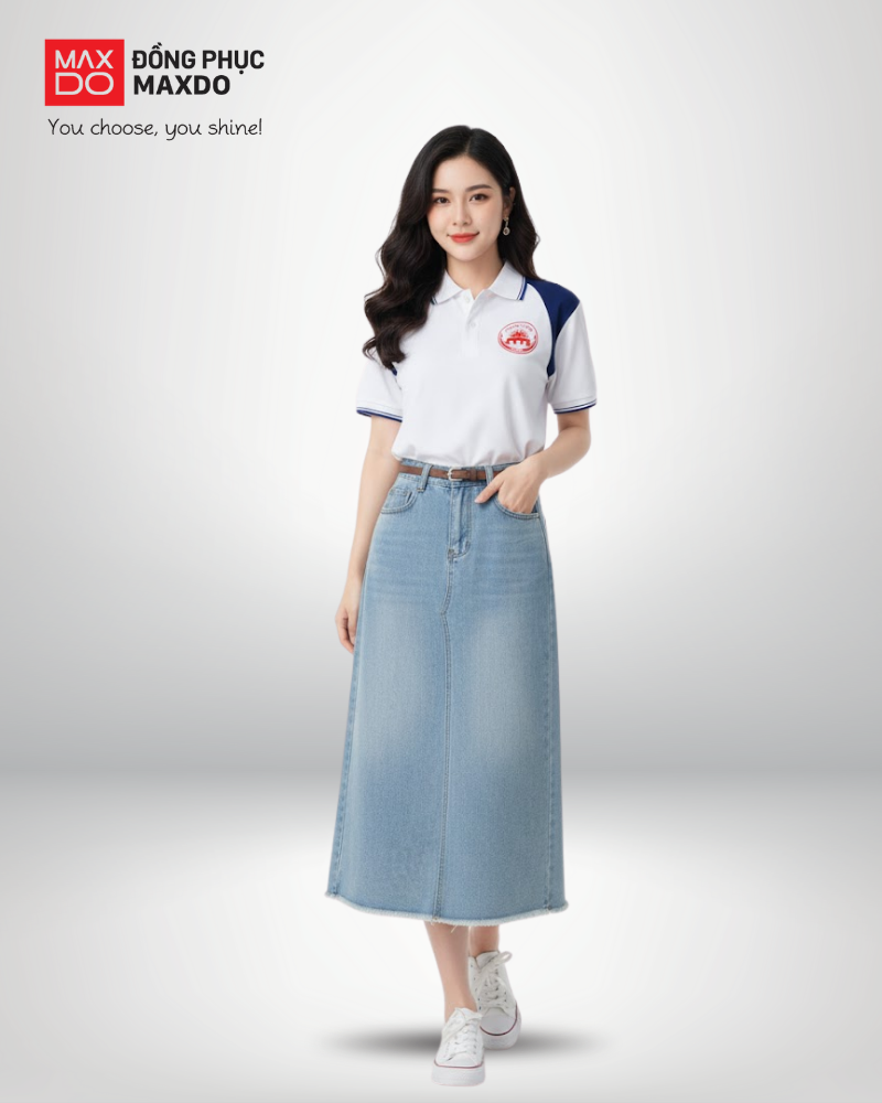 Áo polo đồng phục phối với chân váy jeans