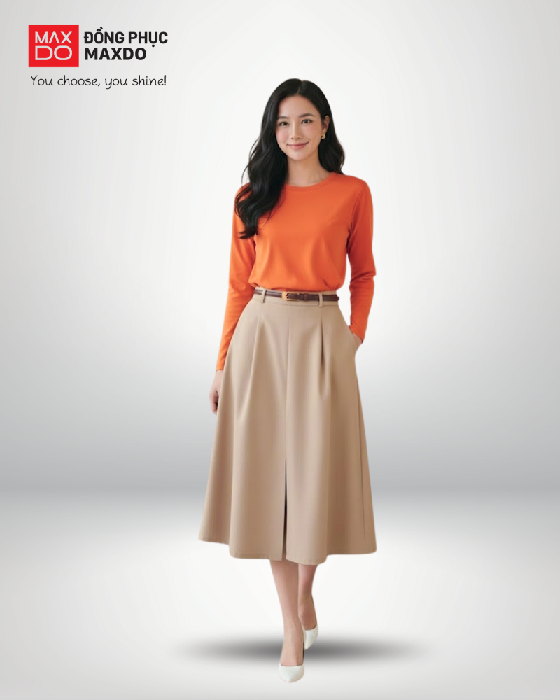 Áo thun cam tay dài phối với chân váy chữ A dáng dài màu be